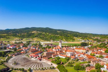 Hırvatistan 'ın Marija Bistrica kentindeki Kutsal Bakire Meryem Kilisesi, popüler katolik sığınağı