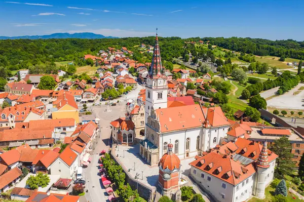 Hırvatistan 'ın Marija Bistrica kentindeki Kutsal Bakire Meryem Kilisesi, popüler katolik sığınağı