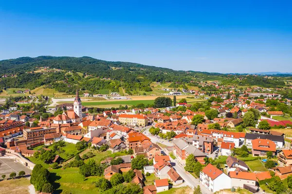 Hırvatistan 'ın Marija Bistrica kentindeki Kutsal Bakire Meryem Kilisesi, popüler katolik sığınağı