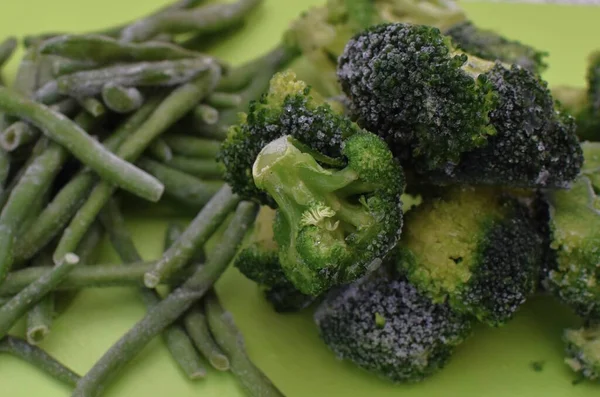 冷凍野菜 緑エンドウ豆 ブロッコリー — ストック写真