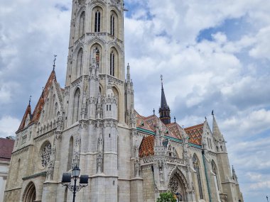 Szent Matays Kilisesi (Matays templom) Budapeşte 'deki Balıkçı Kalesi' nde. Macaristan 'ın ana kiliselerinden biri..