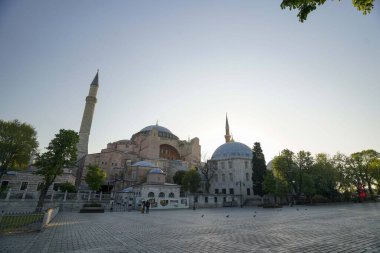 Ayasofya Camii, İstanbul, Türkiye, tam manzara