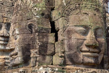 Bayon Tapınağı, Angkor, Siem Reap, Kamboçya, Bayon 'daki dev başkanlar, Angkor kompleksinin içindeki tapınaklardan biri.