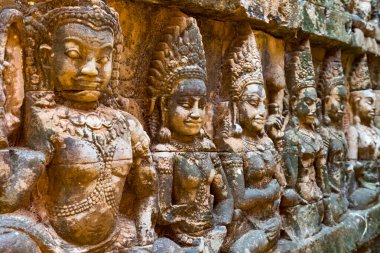 Angkor Thom, Siem Reap, Kamboçya, cüzzamlı kral terasında rahatlama, antik Angkor Thom şehrinin bir parçası.