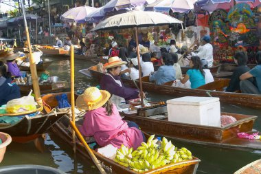Yüzen Pazar, Güneydoğu Asya Seyahat, Damnoen Saduak 