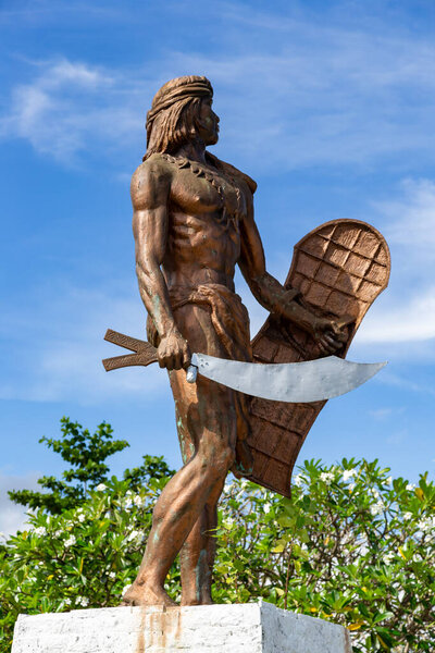 Храм Мактана, также известный как Храм Свободы или Памятник Лапулапу, является мемориальным парком на острове Мактан в городе Лапу-Лапу, Филиппины.