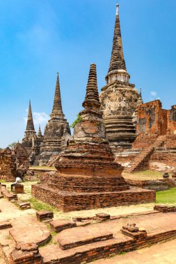 Wat Phra Si Santhe, Tayland 'daki Ayutthaya Tarihi Parkı içinde önemli bir tarihi tapınak.. 