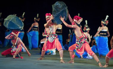 Geleneksel Endonezya Kültürel Performans, Cava Dans Draması, Ramayana Anlatım Sahnesi