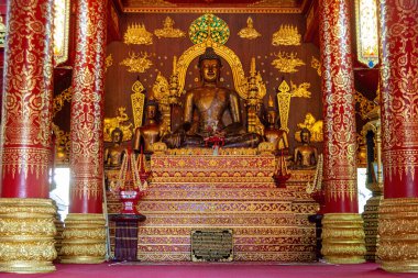 Budist tapınağı Wat Phra Kaew, Chiang Rai, Tayland. 