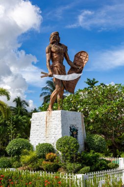 Mactan Tapınağı ya da Lapulapu Anıtı, Filipinler 'in Lapu-Lapu şehrindeki Mactan adasında bulunan bir anıt parktır..