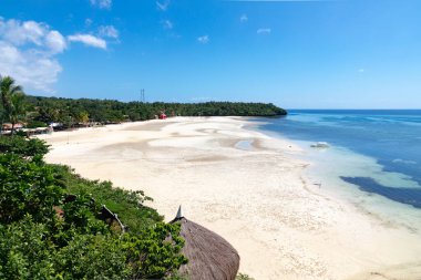 Gündüz, Camotes, Filipinler 'de Tropikal Su Manzaralarını Temizle