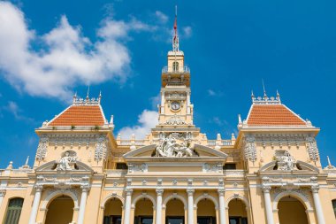 Koloni İhtişamı: Vietnam Gökyüzü Altındaki Fransız Mirası