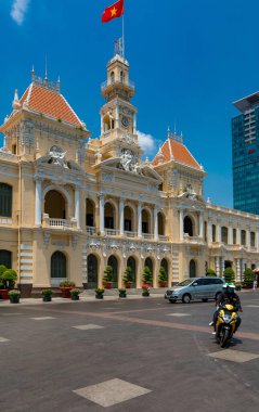 Koloni İhtişamı: Vietnam Gökyüzü Altındaki Fransız Mirası