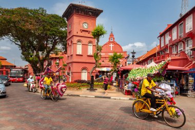 Malacca, Malezya - 22 Şubat 2014: Hollanda Meydanı 'ndaki eski binalar                 