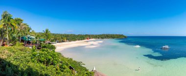 Gündüz Tropikal Plajın Görkemli Manzarası, Camotes, Filipinler