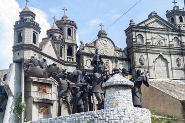 Cebu Filipinler 'deki tarihi kilise ve heykeller