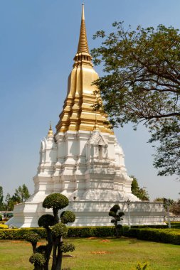 Phra Chedi Si Suriyothai, Ayutthaya, Tayland 'da bulunan bir anıt.