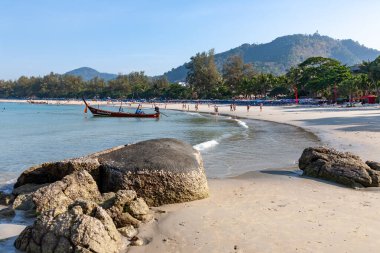 Kata Plajı, Tayland 'ın güneybatı kıyısında popüler bir turizm beldesi.. 