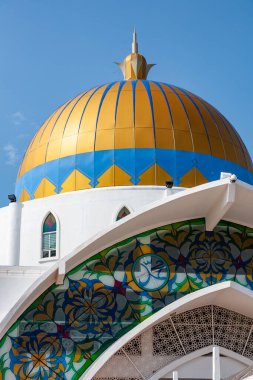 Majestic Melaka Boğazı Camii Suyun Üzerine Yapıldı