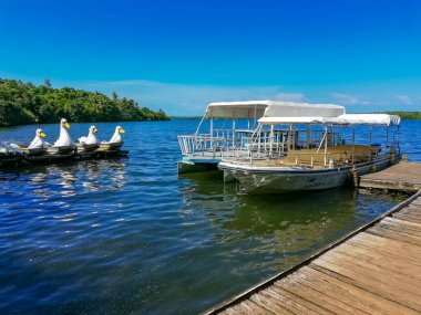 Filipinler Adası Plajı, Bangka Seyahat Botları, Camotes, Filipinler