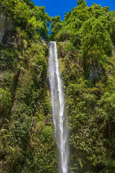 Katibawasan Şelalesi, Mambajao, Filipinler manzarası