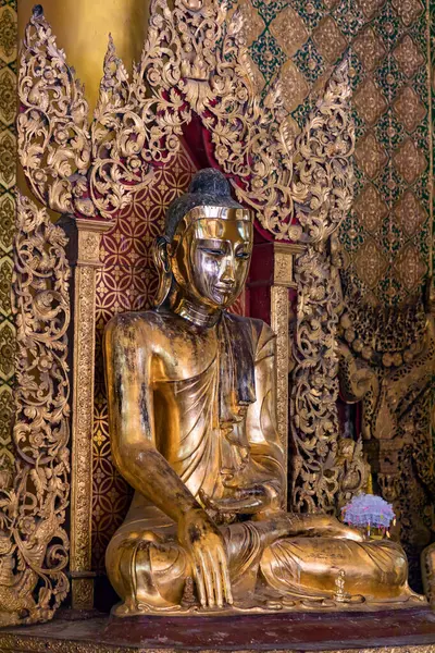 Aydınlanmanın Parıltısı: Altın Buda ve Karmaşık Detay