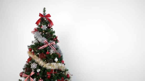 Hermosa Casa Árbol Decoración Navidad Moderna Con Fondo Blanco Abeto Metraje De Stock Sin Royalties Gratis