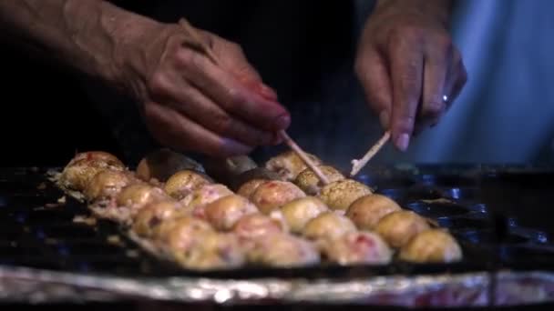 Slowmotion Japanese Vendor Prepare Takoyaki Hot Pan Food Japan Process — Stock Video