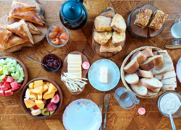 Zbliżenie Zdrowego Śniadania Pięknie Serwowane Urządzone Brązowym Stole Obsługa Cateringowa — Zdjęcie stockowe