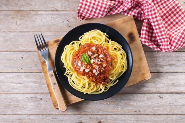 Spaghetti Bolognese Sauce Wooden Table Top View — Foto de Stock
