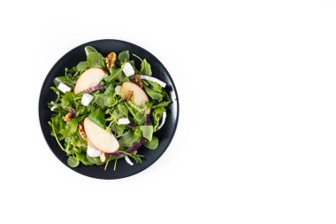 Beyaz arka planda elmalı ve cevizli sonbahar salatası. Üst Manzara. Boşluğu kopyala