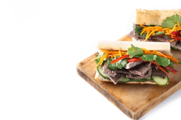 Vietnamesisch Banh Sandwich Isoliert Auf Weißem Hintergrund Kopierraum lizenzfreie Stockbilder