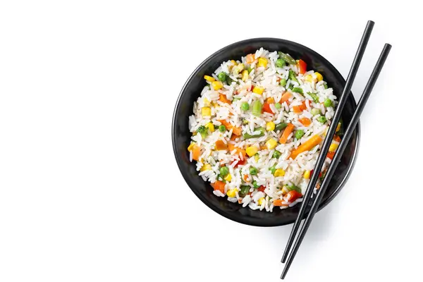 Weißer Gebratener Reis Mit Gemüse Einer Schwarzen Schüssel Isoliert Auf lizenzfreie Stockfotos