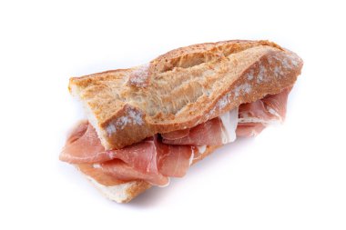 Beyaz arka planda izole edilmiş İspanyol jambonlu sandviçi. İspanyol Bocadillo de jamon Serrano