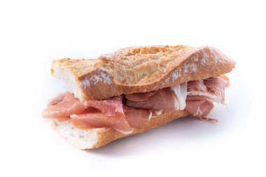 Beyaz arka planda izole edilmiş İspanyol jambonlu sandviçi. İspanyol Bocadillo de jamon Serrano