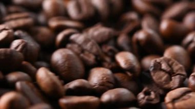 Dönen kavrulmuş kahve çekirdeği arka planı