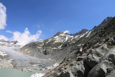 İsviçre Rhone Buzulu 