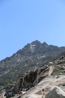 İsviçre Rhone Buzulu 