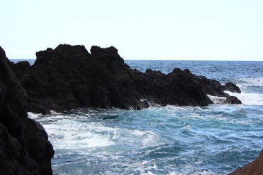 Madeira Adası 'nda farklı jeolojik oluşum 