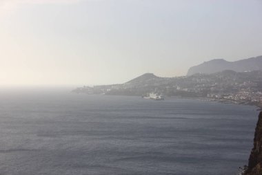 Madeira Adası 'nda farklı jeolojik oluşum 