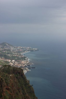 Madeira Adası 'nda farklı jeolojik oluşum 