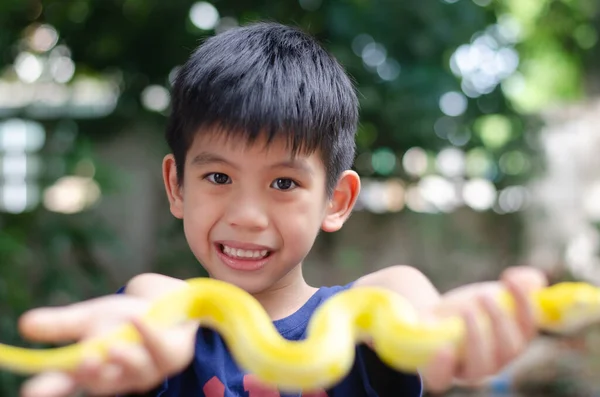 Aziatische Jongen Jaar Oud Portret Glimlachen Met Gelukkig Conceptueel Dragen — Stockfoto