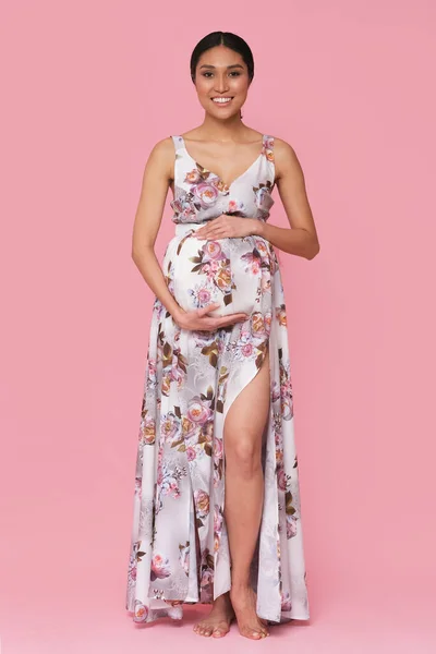 Beautiful Pregnant Asian Woman Long Dress — Stock Photo, Image