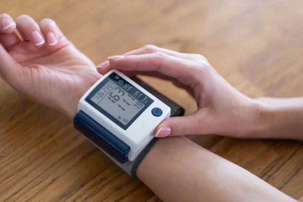 High Blood Pressure Electronic Display — Stock Photo, Image