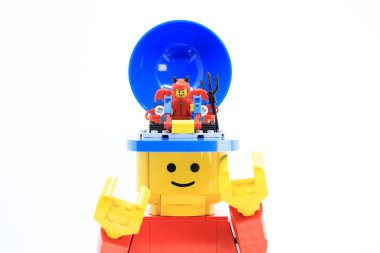 Hong Kong - 17 Haziran 2023: İnsan kafasındaki şeytan