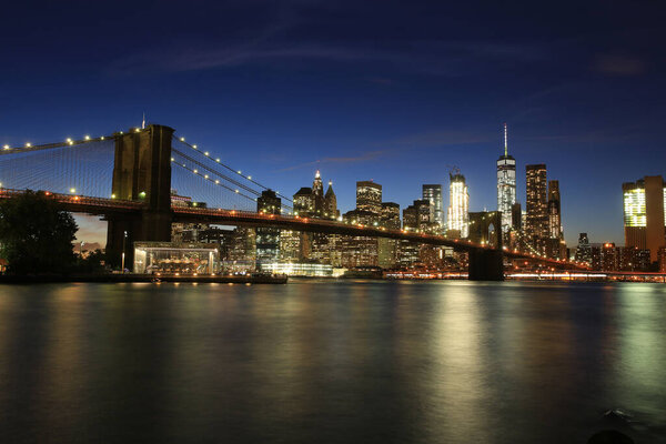 New york between Manhattan bridge and Brooklyn bridge, shoot from DUMBO