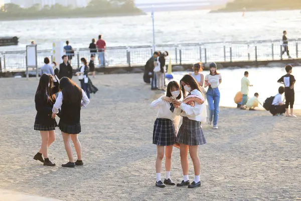 Tokyo May 2023 Japanese Unidentified Students Play Odaiba Seaside Park — Stock Photo, Image