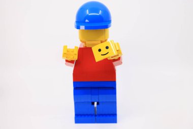 Hong Kong - 7 Kasım: Dev adam her zaman yüzünü değiştirir.