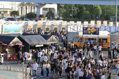 Tokyo - 3 Mayıs 2023: Wagyu ziyafeti Tokyo 'da devam ediyor. Wagyu dünyadaki en ünlü Japon yemeklerinden biridir. 