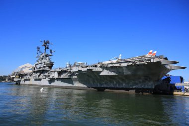 NEW YORK; OCT13: korkusuz deniz ve hava müzesi 13 Ekim 2016 tarihinde New York 'ta. Kesici Deniz AIr Uzay Müzesi eski USS Intrepid uçak gemisini sergiliyor